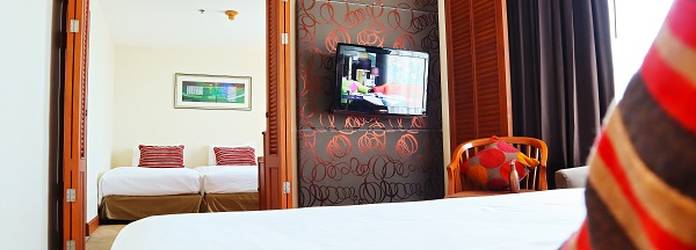 Family suite Bangkok Century Park Hotel